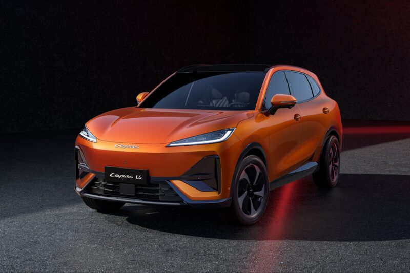 สะท้อนรสนิยมคนเมืองยุคใหม่กับ LEPAS L6 รถ SUV ไฟฟ้าดีไซน์โฉบเฉี่ยวสไตล์สปอร์ต พร้อมไฟหน้า Predator Eyes สะดุดตาทุกมุมมอง